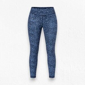 Zyia Active Stone Leopard Scrunch Leggings Blue Animal Print Leggings Size 6-8